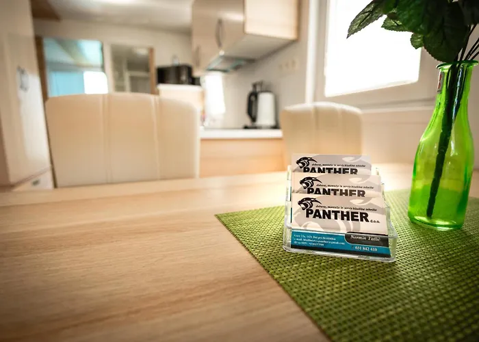 Floating Sea House Panther Superior